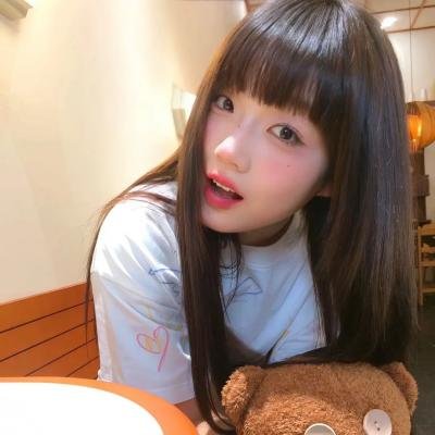 夏天19岁的肖像